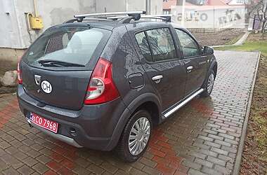 Хетчбек Dacia Sandero StepWay 2011 в Луцьку