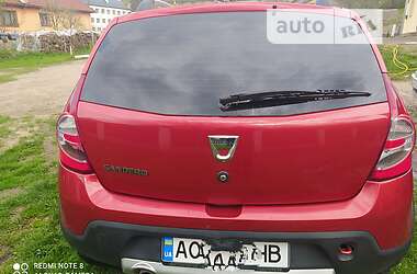 Хэтчбек Dacia Sandero StepWay 2012 в Ужгороде