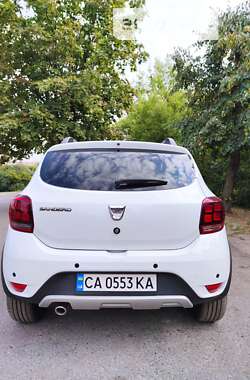 Позашляховик / Кросовер Dacia Sandero StepWay 2019 в Ватутіному
