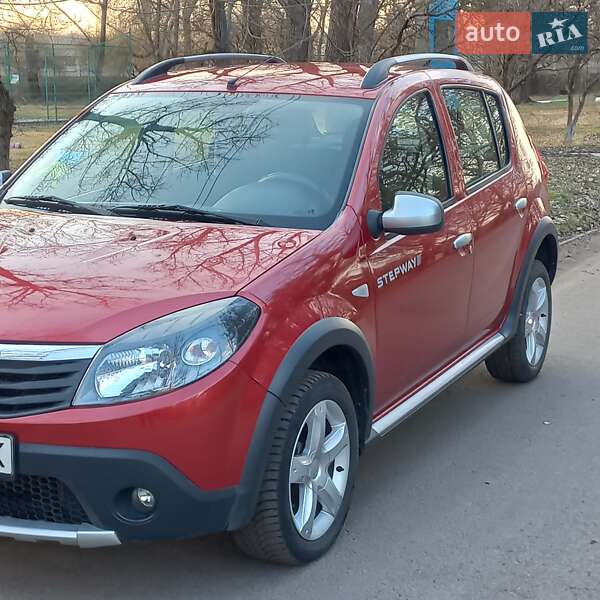 Внедорожник / Кроссовер Dacia Sandero StepWay 2010 в Ольшанке фото 2 Внедорожник / Кроссовер Dacia Sandero StepWay 2010 в Ольшанке