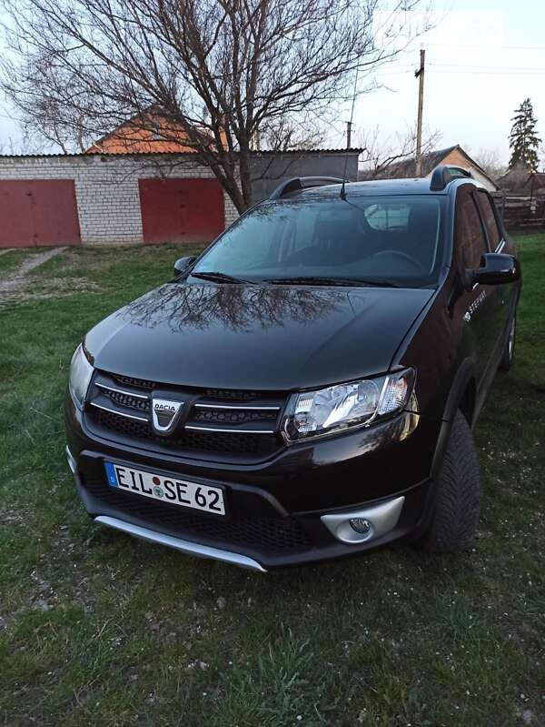 Внедорожник / Кроссовер Dacia Sandero StepWay 2013 в Шполе