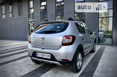 Внедорожник / Кроссовер Dacia Sandero StepWay 2013 в Львове