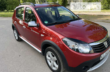 Позашляховик / Кросовер Dacia Sandero StepWay 2011 в Умані