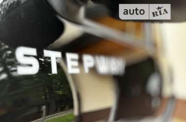 Позашляховик / Кросовер Dacia Sandero StepWay 2015 в Трускавці