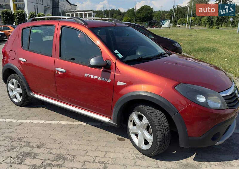 Внедорожник / Кроссовер Dacia Sandero StepWay 2011 в Бродах