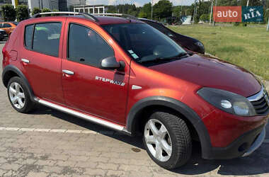 Внедорожник / Кроссовер Dacia Sandero StepWay 2011 в 