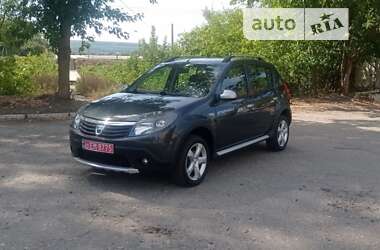 Позашляховик / Кросовер Dacia Sandero StepWay 2012 в Харкові