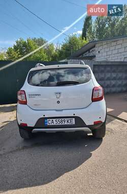 Позашляховик / Кросовер Dacia Sandero StepWay 2015 в Смілі