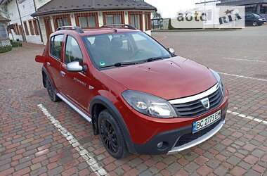 Позашляховик / Кросовер Dacia Sandero StepWay 2011 в Львові