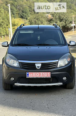 Внедорожник / Кроссовер Dacia Sandero StepWay 2011 в Полтаве