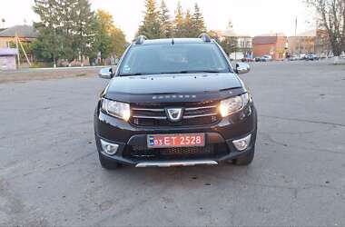 Позашляховик / Кросовер Dacia Sandero StepWay 2014 в Новоархангельську