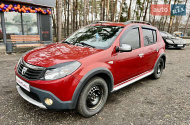 Внедорожник / Кроссовер Dacia Sandero StepWay 2010 в Киеве