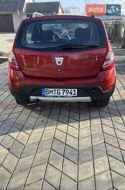 Внедорожник / Кроссовер Dacia Sandero StepWay 2011 в Цумани