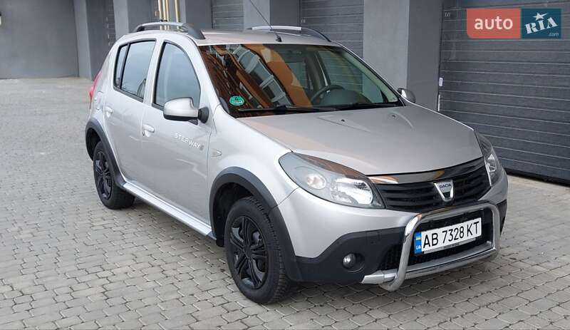 Внедорожник / Кроссовер Dacia Sandero StepWay 2011 в Виннице