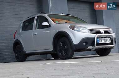 Внедорожник / Кроссовер Dacia Sandero StepWay 2011 в Виннице