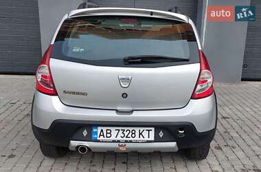 Внедорожник / Кроссовер Dacia Sandero StepWay 2011 в Виннице