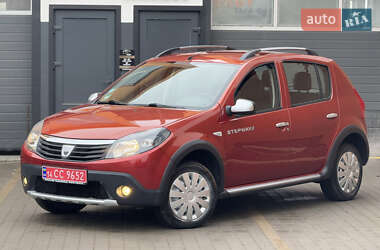 Внедорожник / Кроссовер Dacia Sandero StepWay 2009 в Самборе