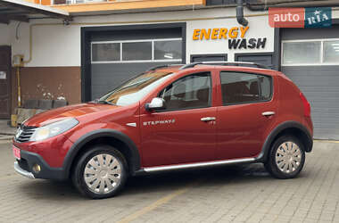 Внедорожник / Кроссовер Dacia Sandero StepWay 2009 в Самборе