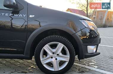 Внедорожник / Кроссовер Dacia Sandero StepWay 2013 в 