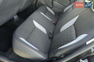Внедорожник / Кроссовер Dacia Sandero StepWay 2013 в 
