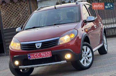 Внедорожник / Кроссовер Dacia Sandero StepWay 2009 в Самборе