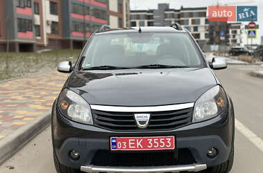 Внедорожник / Кроссовер Dacia Sandero StepWay 2011 в Тернополе