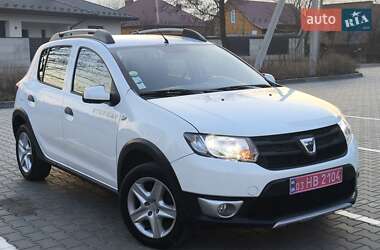 Позашляховик / Кросовер Dacia Sandero StepWay 2014 в Ковелі