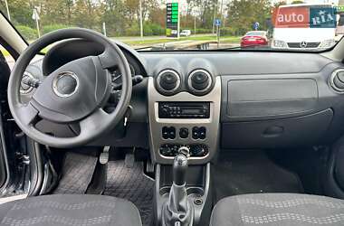 Внедорожник / Кроссовер Dacia Sandero StepWay 2012 в 