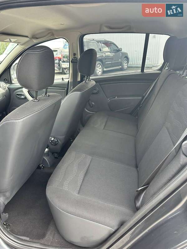 Внедорожник / Кроссовер Dacia Sandero StepWay 2012 в Львове