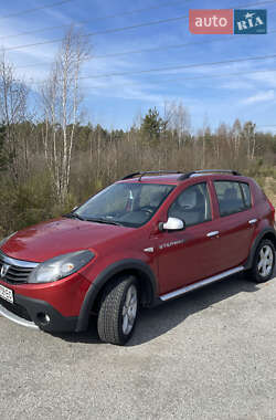 Внедорожник / Кроссовер Dacia Sandero StepWay 2011 в Полонном