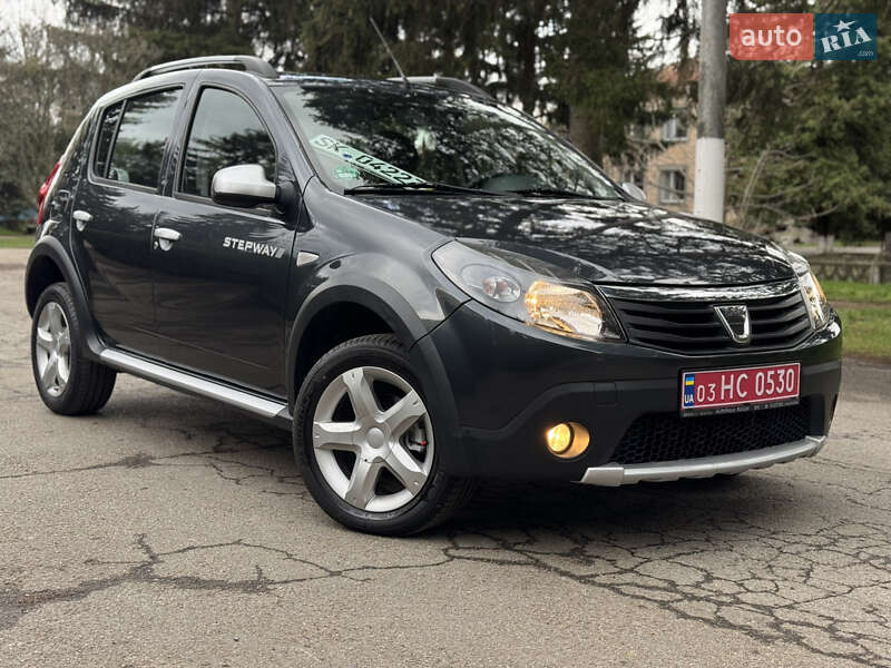 Внедорожник / Кроссовер Dacia Sandero StepWay 2012 в 