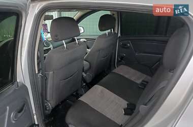 Внедорожник / Кроссовер Dacia Sandero StepWay 2010 в 