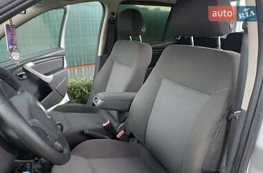 Внедорожник / Кроссовер Dacia Sandero StepWay 2010 в 