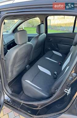 Внедорожник / Кроссовер Dacia Sandero StepWay 2012 в 