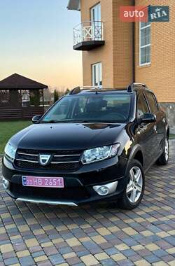 Внедорожник / Кроссовер Dacia Sandero StepWay 2012 в 