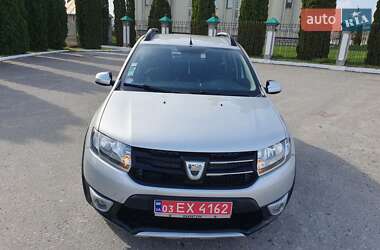 Внедорожник / Кроссовер Dacia Sandero StepWay 2015 в 