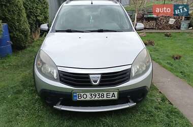 Внедорожник / Кроссовер Dacia Sandero StepWay 2010 в 