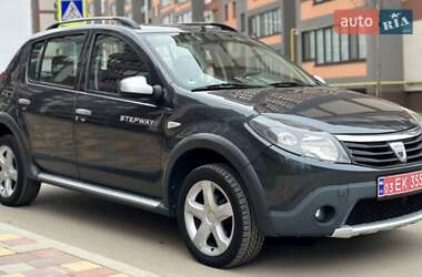 Внедорожник / Кроссовер Dacia Sandero StepWay 2010 в 