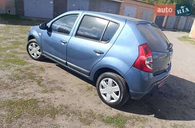 Внедорожник / Кроссовер Dacia Sandero StepWay 2009 в 