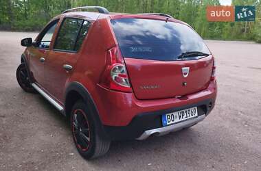 Внедорожник / Кроссовер Dacia Sandero StepWay 2011 в 