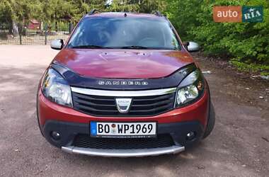 Внедорожник / Кроссовер Dacia Sandero StepWay 2011 в 