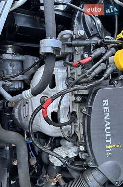 Внедорожник / Кроссовер Dacia Sandero StepWay 2011 в 