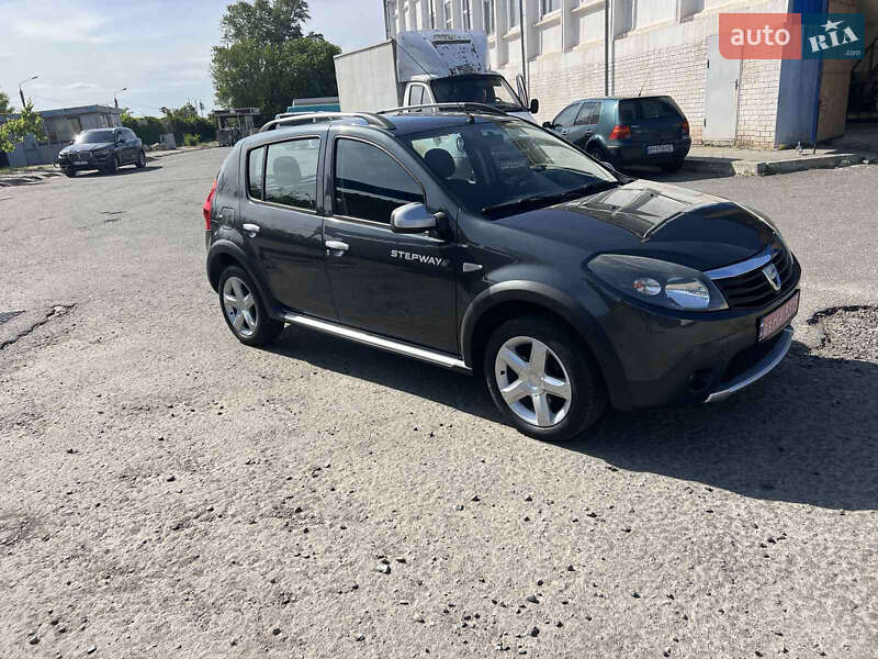 Позашляховик / Кросовер Dacia Sandero StepWay 2010 в Запоріжжі