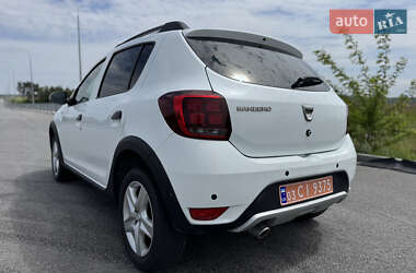 Внедорожник / Кроссовер Dacia Sandero StepWay 2019 в 