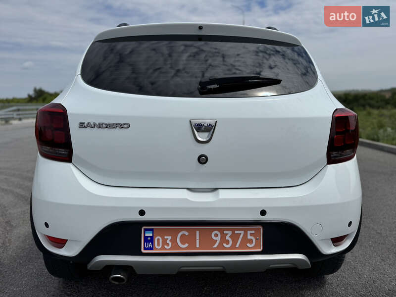 Внедорожник / Кроссовер Dacia Sandero StepWay 2019 в Ровно