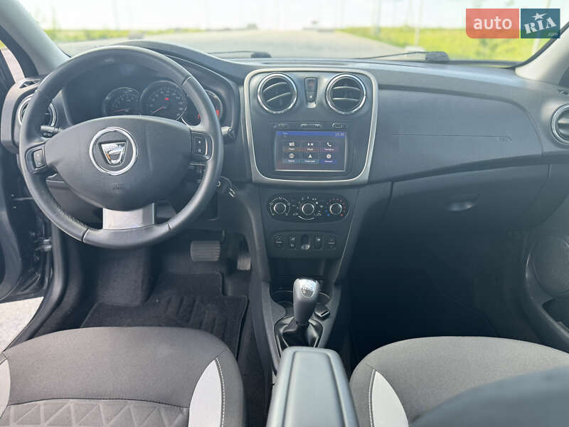 Внедорожник / Кроссовер Dacia Sandero StepWay 2016 в Ровно