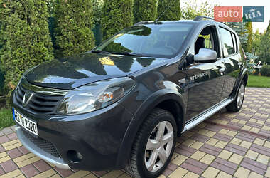 Внедорожник / Кроссовер Dacia Sandero StepWay 2012 в Виннице