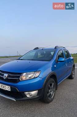 Внедорожник / Кроссовер Dacia Sandero StepWay 2012 в 