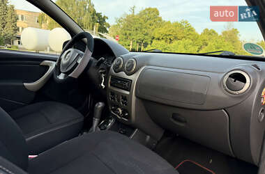 Внедорожник / Кроссовер Dacia Sandero StepWay 2011 в 