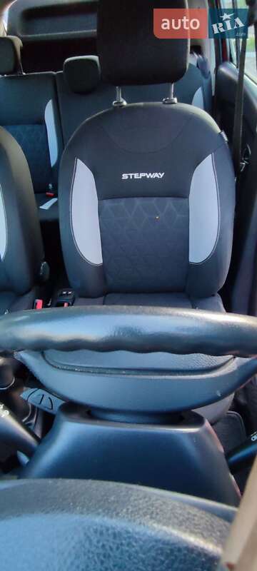 Внедорожник / Кроссовер Dacia Sandero StepWay 2013 в Черкассах